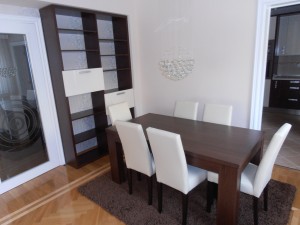 Trpezarijski namjestaj